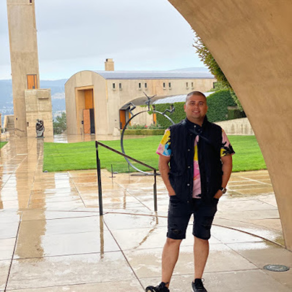 Meet your Posher, John - Picture 1 of 1